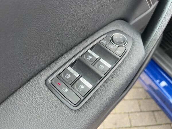 Renault Captur TCe 140 Techno Sitzheizung Allwetter