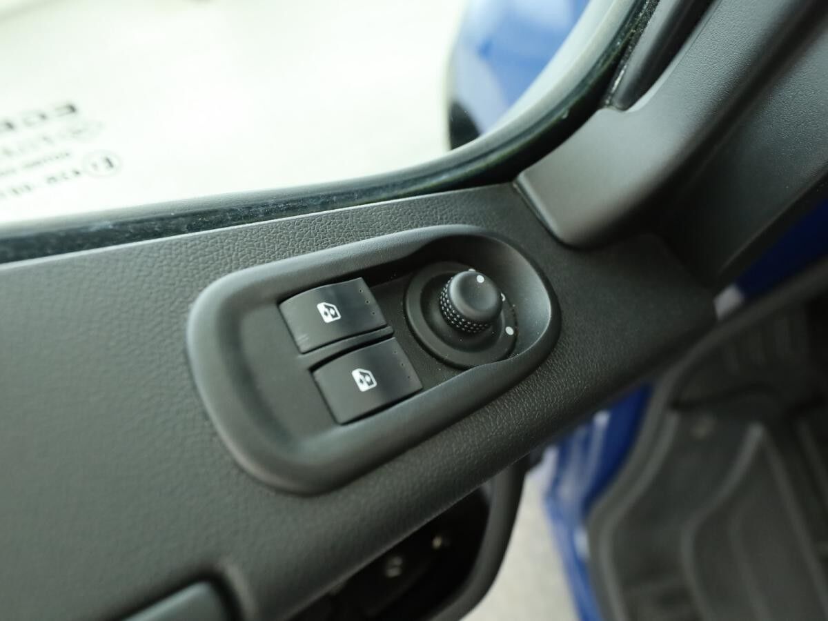 Renault Master DoKa Pritsche dCi 130 L3H1 4X4 Klima