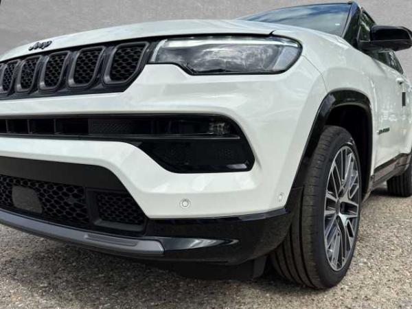 Jeep Compass 1.5 T4 48V e-Hybrid Summit