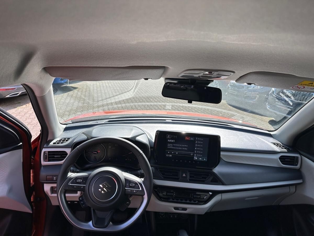 Suzuki Swift 1.2 COMFORT ALLGRIP HYBRID NAVI DAB *5 JAHRE GARANTIE*