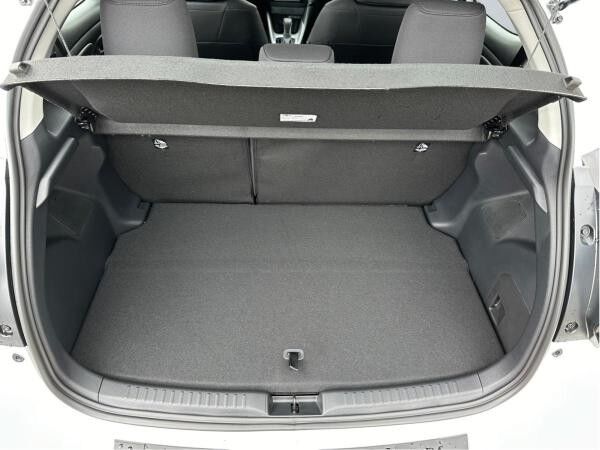 Toyota Yaris HYBRID Comfort 0,00 %❗️ LEASING ❗️ VERFÜGBAR