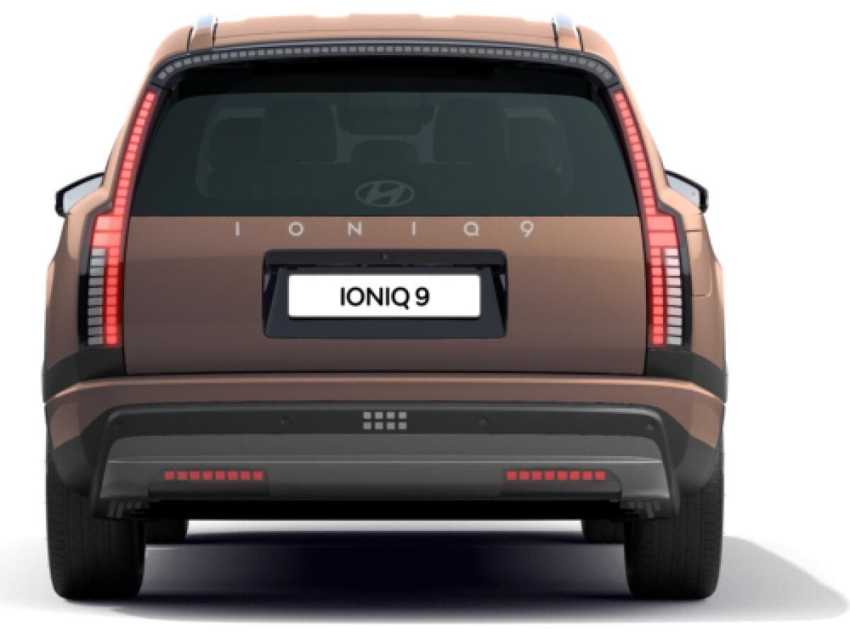 Hyundai IONIQ 9 ⚡ 110 kWh 218PS Basis 2WD 7-Sitzer, 800V ⚡ Navi ,LED