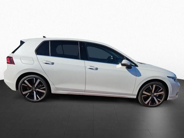 Volkswagen Golf Style 2,0l TDI DSG*Pano*Lederp.*AreaView*