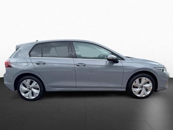 Volkswagen Golf Style 1,5l eTSI DSG *Navi*Sitzheizung*Side Assist*