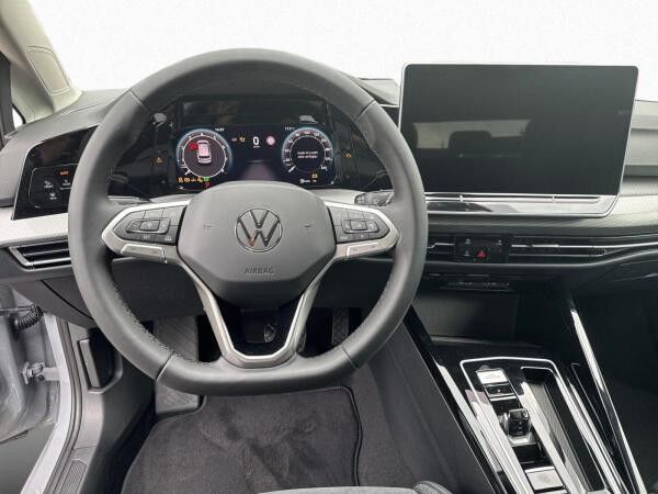 Volkswagen Golf Style 1,5l eTSI DSG *Navi*Sitzheizung*Side Assist*