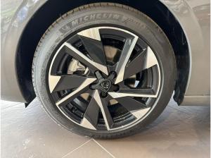 Peugeot 2008 GT Benzin 130 EAT8