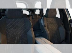 Peugeot 5008 e5008 Dual325 AWD Pano/Focal/ACC/360°/LED