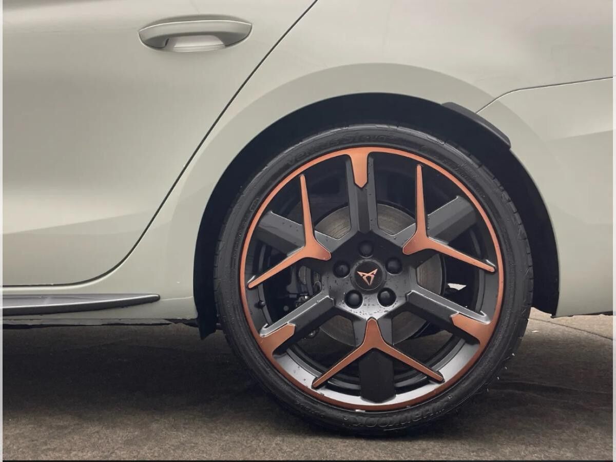 Cupra Leon Sportstourer VZ 2.0 TSI DSG 4Drive - SOFORT VERFÜGBAR