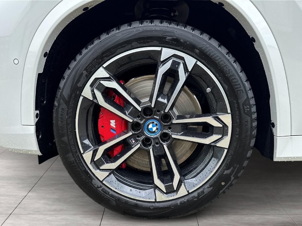 BMW iX1 xDrive30 U11 XE2 M Sportpaket Head-Up DAB