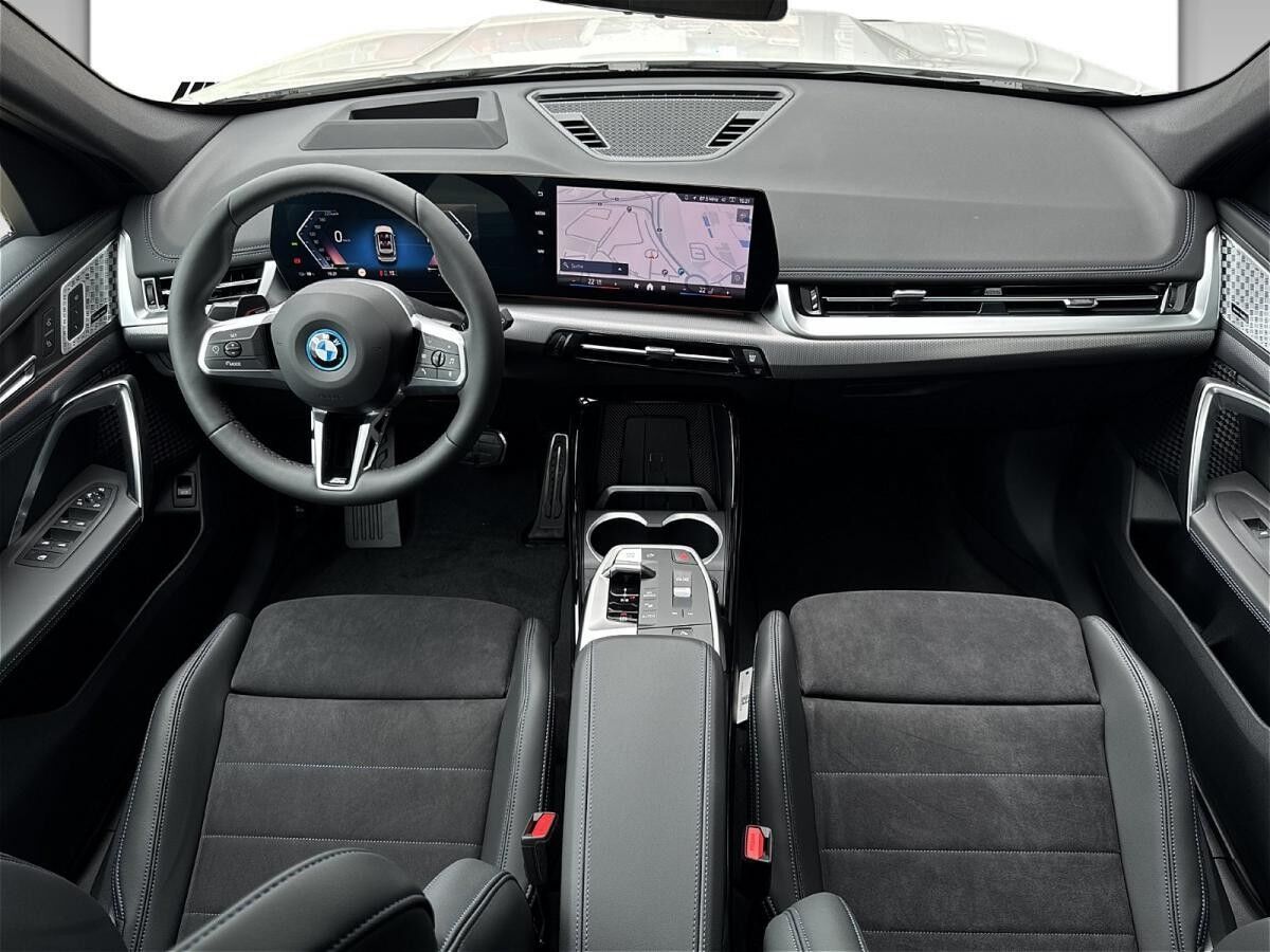 BMW iX1 xDrive30 U11 XE2 M Sportpaket Head-Up DAB