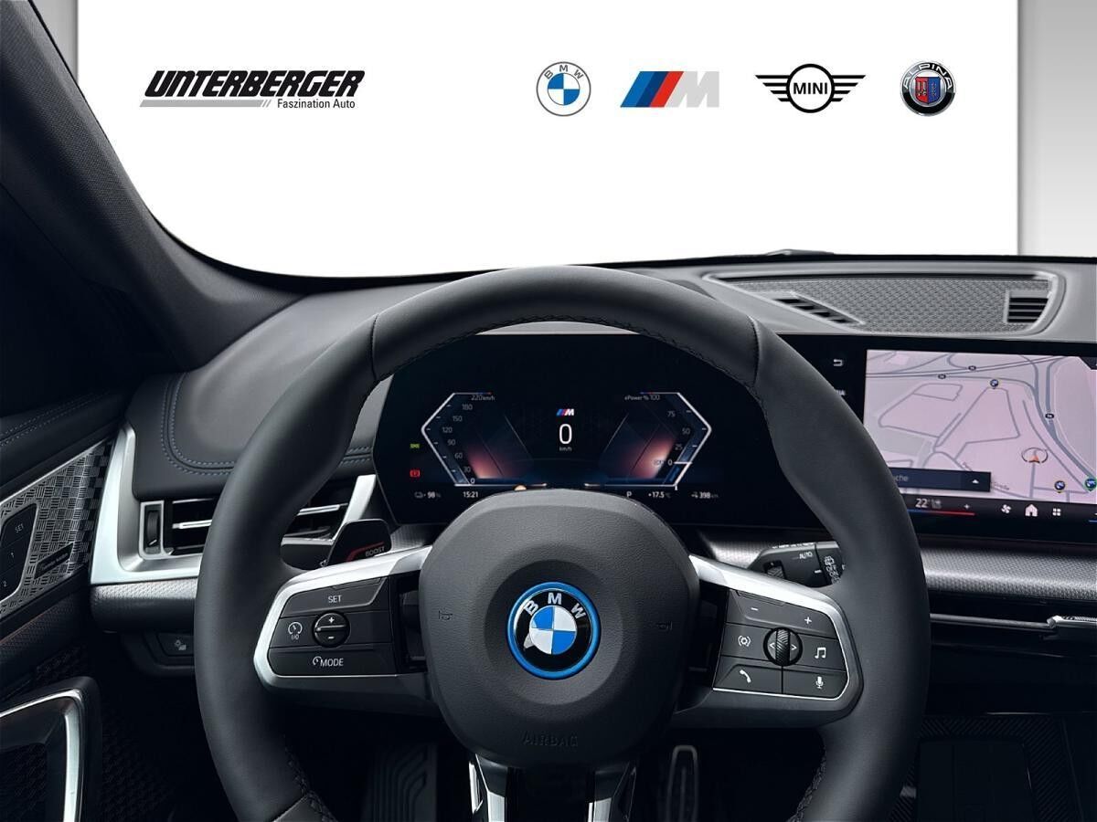 BMW iX1 xDrive30 U11 XE2 M Sportpaket Head-Up DAB