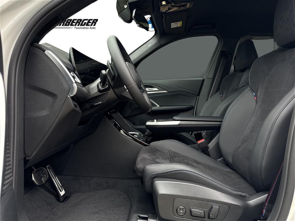 BMW iX1 xDrive30 U11 XE2 M Sportpaket Head-Up DAB