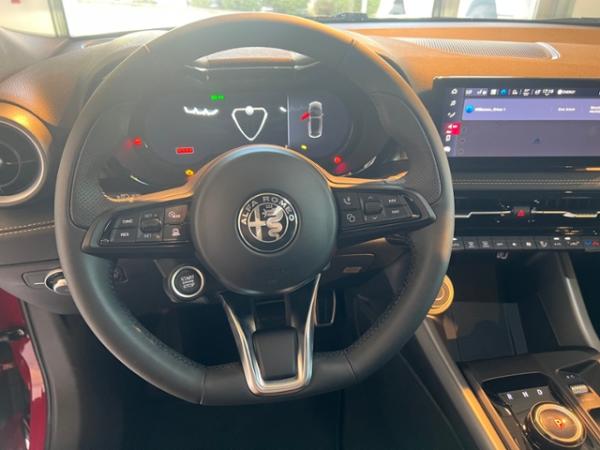 Alfa Romeo Tonale Sprint Ibrida 1.5 VELOCE PAKET