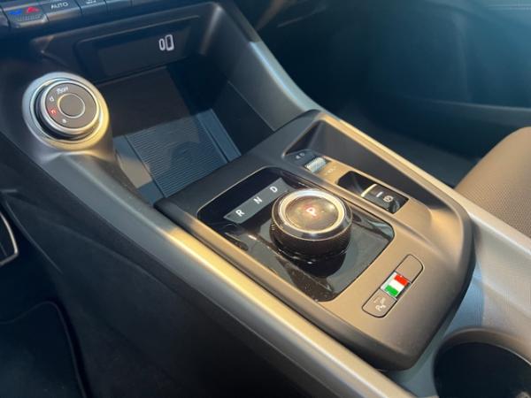 Alfa Romeo Tonale Sprint Ibrida 1.5 VELOCE PAKET