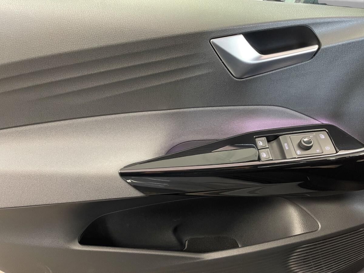 Volkswagen ID.3 Pure Performance LED LM 18" Navi PDC vo+hi App-Connect