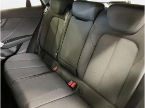 Audi Q2 30 TFSI advanced AHK LED LM 18" PDC ACC Standhz.