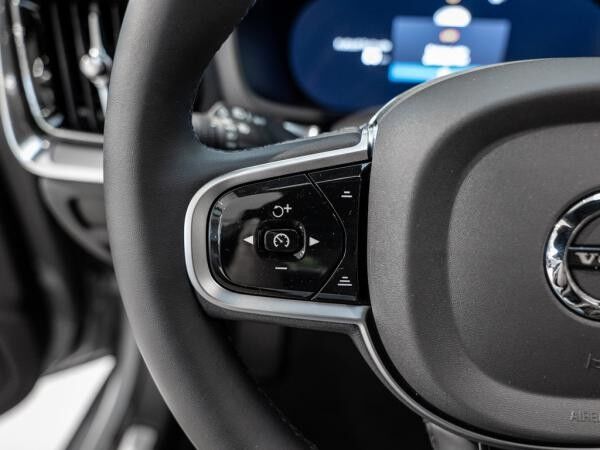 Volvo V60 B4 Plus Dark