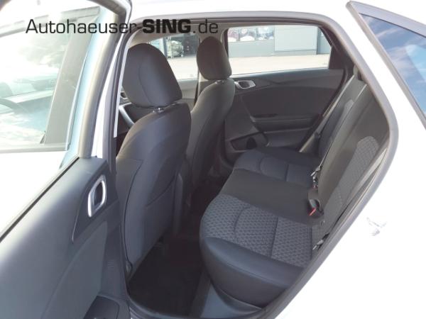 Kia Ceed Navi Tempomat Kamera Klima AppleCar Sitzhz.