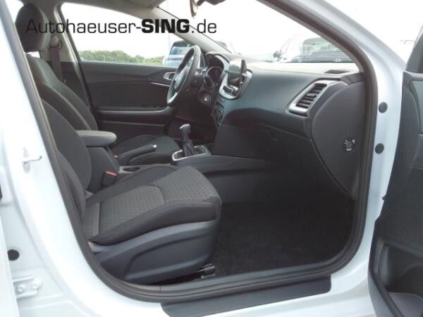 Kia Ceed Navi Tempomat Kamera Klima AppleCar Sitzhz.