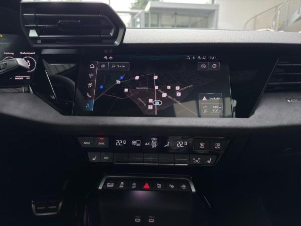 Audi RS3 Limousine TFSI quattro 294(400)kW(PS) S tronic *VORFÜHRWAGEN*SOFORT*