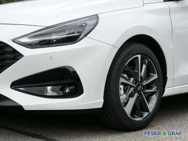 Hyundai i30 ADVANTAGE NAVI SHZ LHZ CARPLAY ALU KAMERA