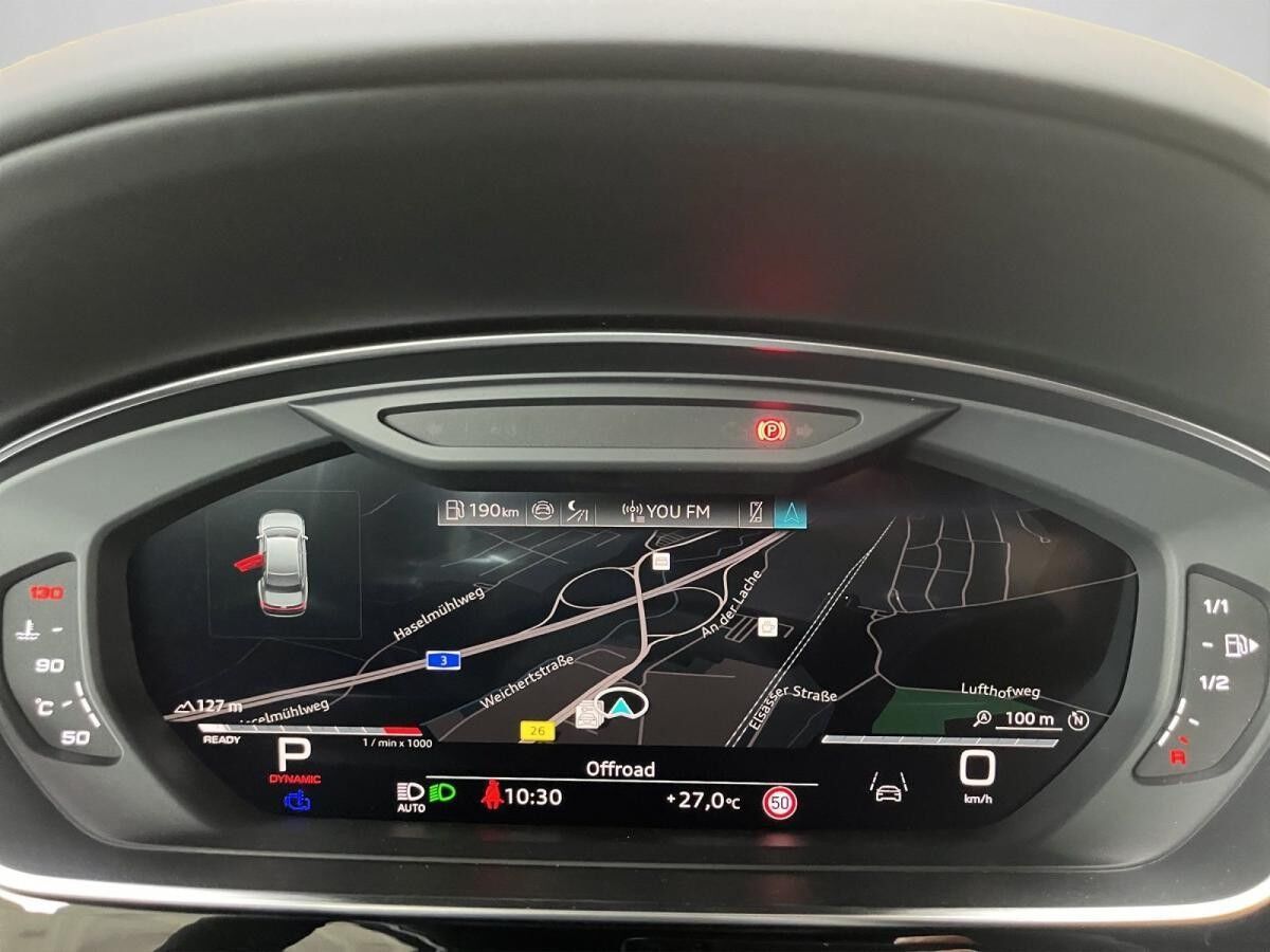 Audi S8 AHK, Pano-Glasdach, B&O Sound, Standhzg., Nachtsicht, Digitales Matrix Licht