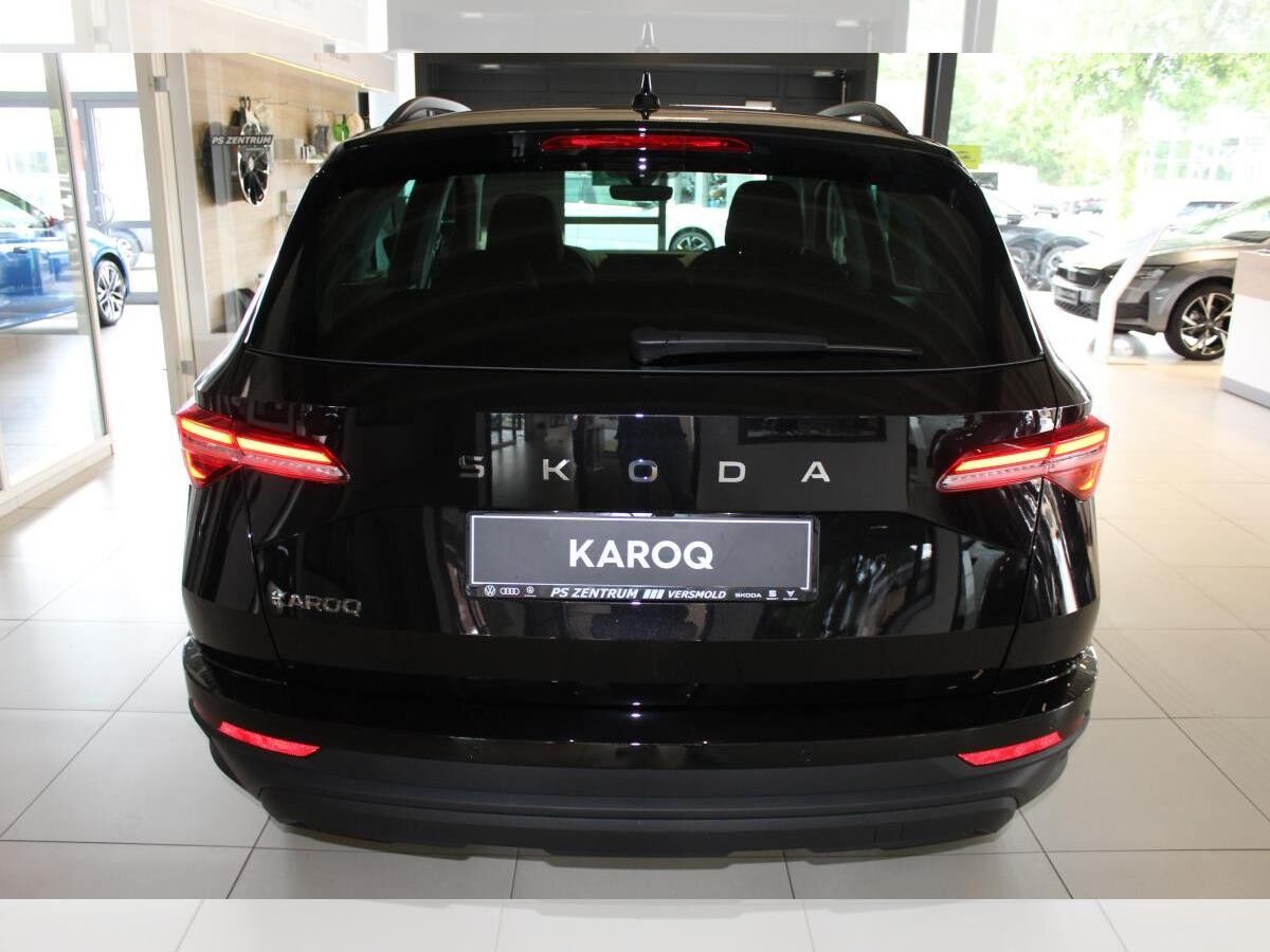 Skoda Karoq Tour 2,0 TDI DSG AHK Matrix NAVI ACC