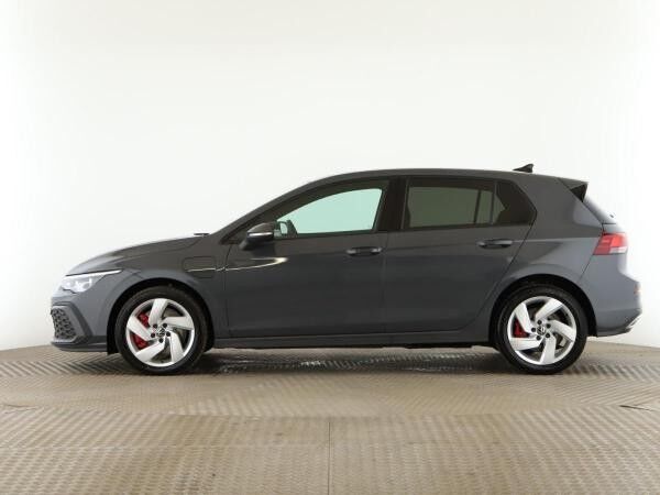 Volkswagen Golf VIII 1.4 TSIe GTE *HYBRID*Pano*AHK*LED*Navi*AppleCar*