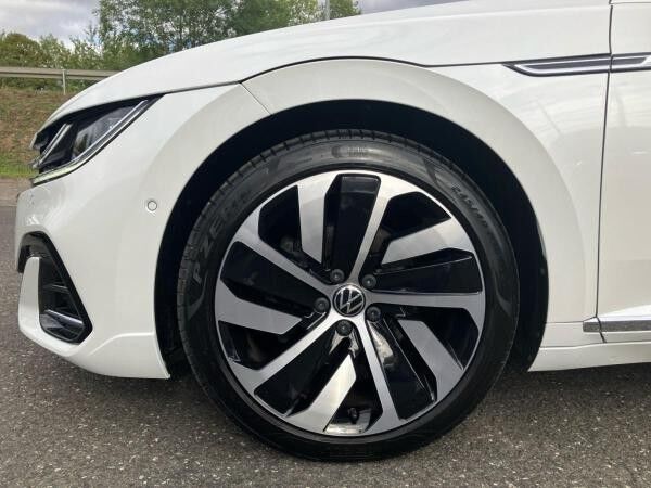 Volkswagen Arteon Shooting Brake R-Line 2.0TSI DSG / Matrix