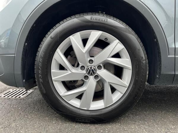 Volkswagen Tiguan Allspace Life 1.5TSI DSG / Navi, AHK, LED