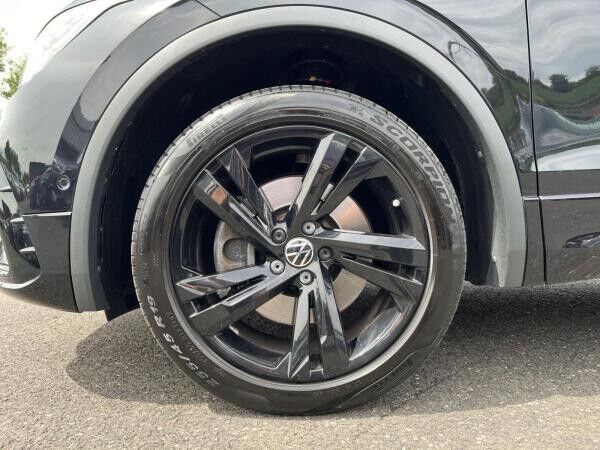 Volkswagen Tiguan Allspace R-Line 2.0TSI 4M DSG / Pano, AHK