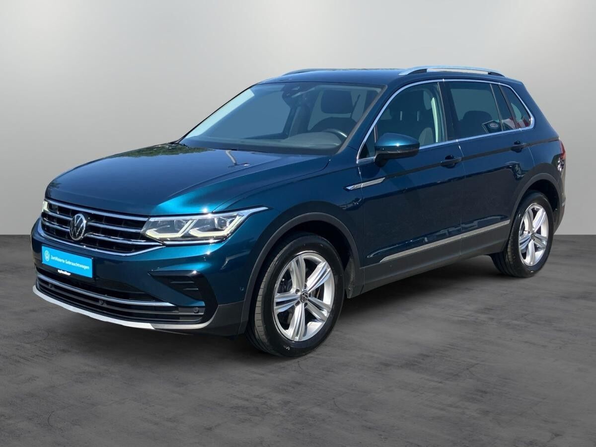 Volkswagen Tiguan Elegance 2.0TSI 4M DSG/ Navi, Matrix, AHK