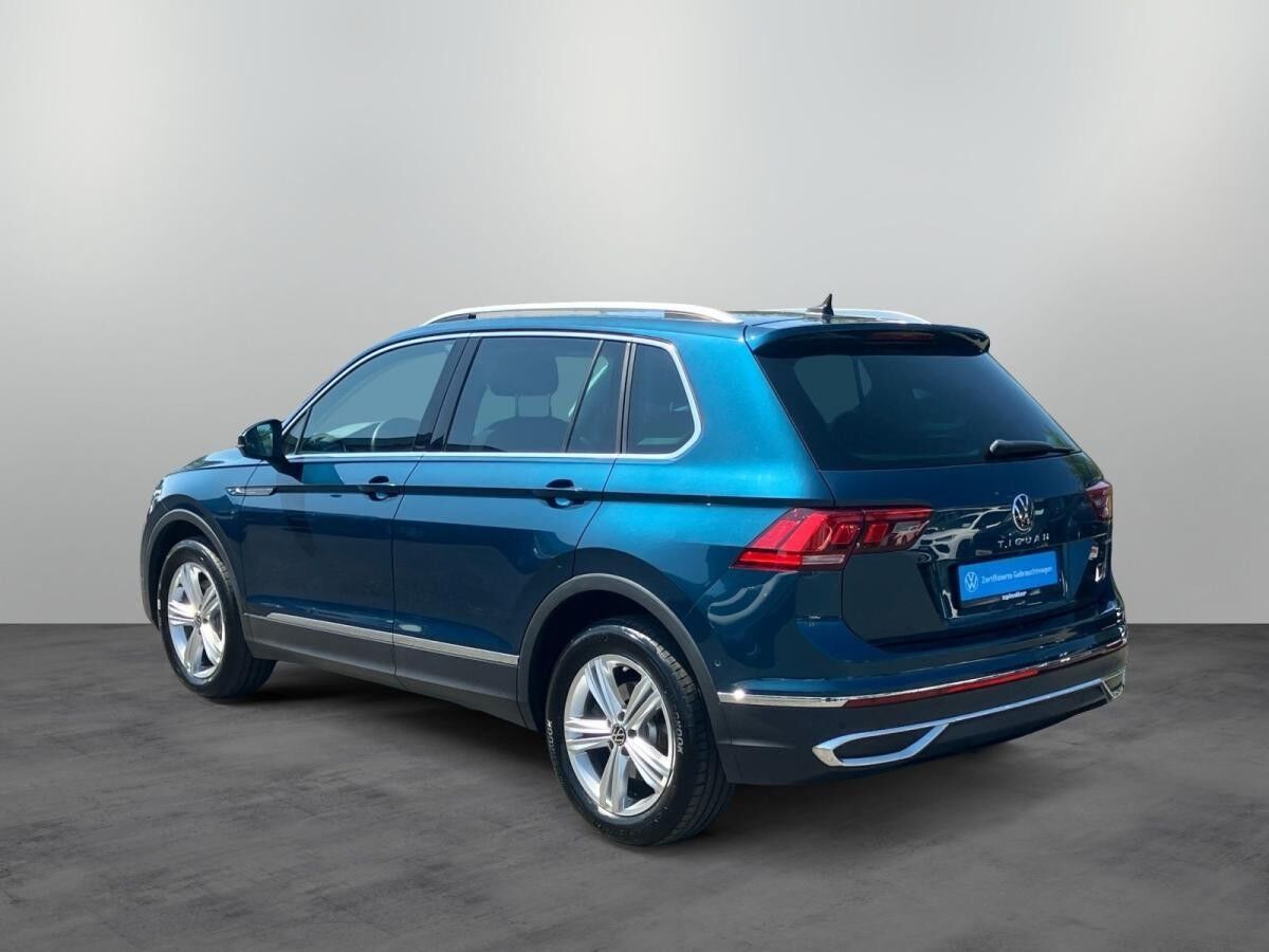 Volkswagen Tiguan Elegance 2.0TSI 4M DSG/ Navi, Matrix, AHK
