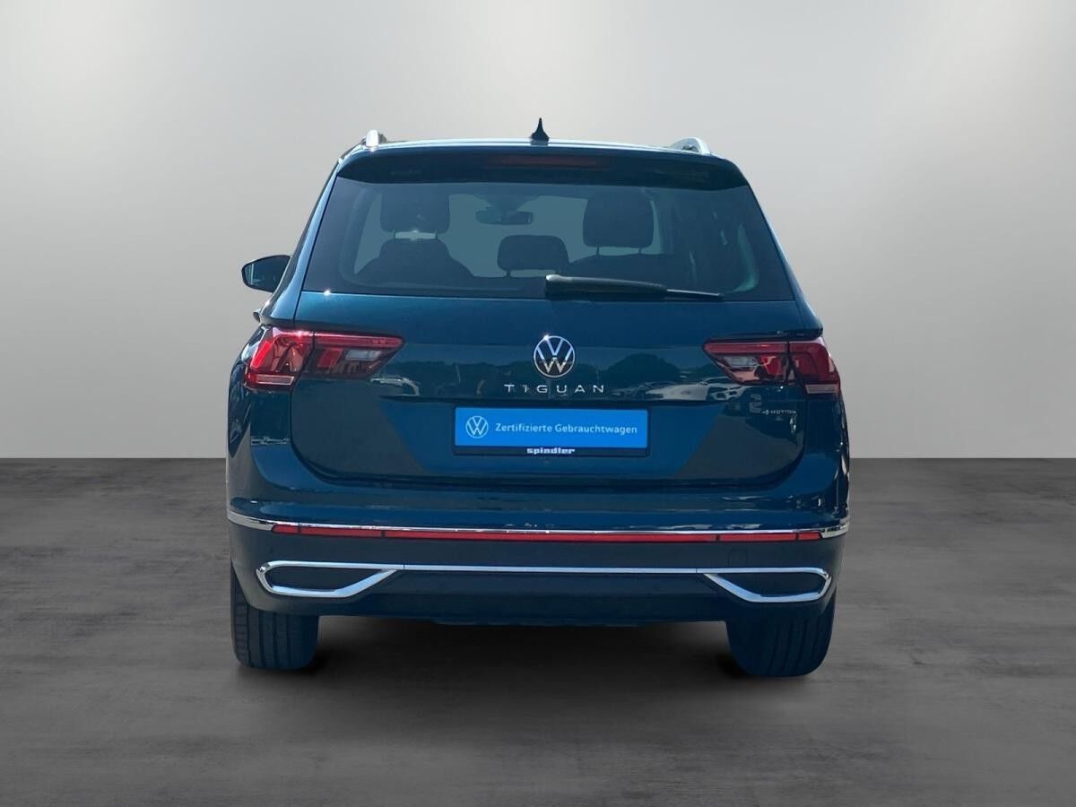Volkswagen Tiguan Elegance 2.0TSI 4M DSG/ Navi, Matrix, AHK