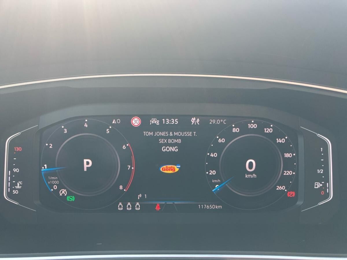 Volkswagen Tiguan Elegance 2.0TSI 4M DSG/ Navi, Matrix, AHK