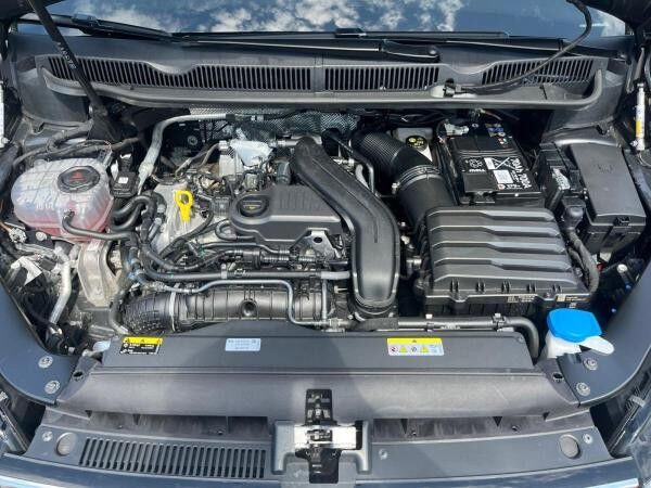 Volkswagen Touran Comfortline 1.5TSI DSG/ 7-Sitze, AHK, RFK