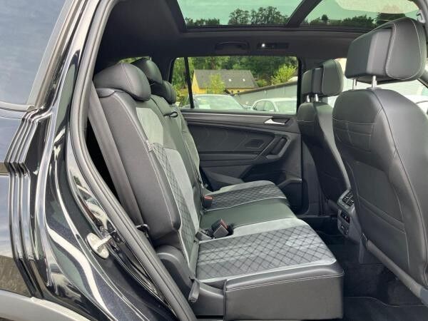 Volkswagen Tiguan Allspace R-Line 2.0TSI 4M DSG / Pano, AHK