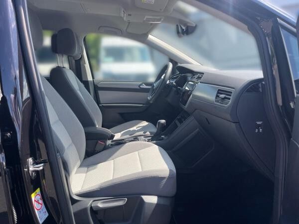 Volkswagen Touran Comfortline 1.5TSI DSG/ 7-Sitze, AHK, RFK