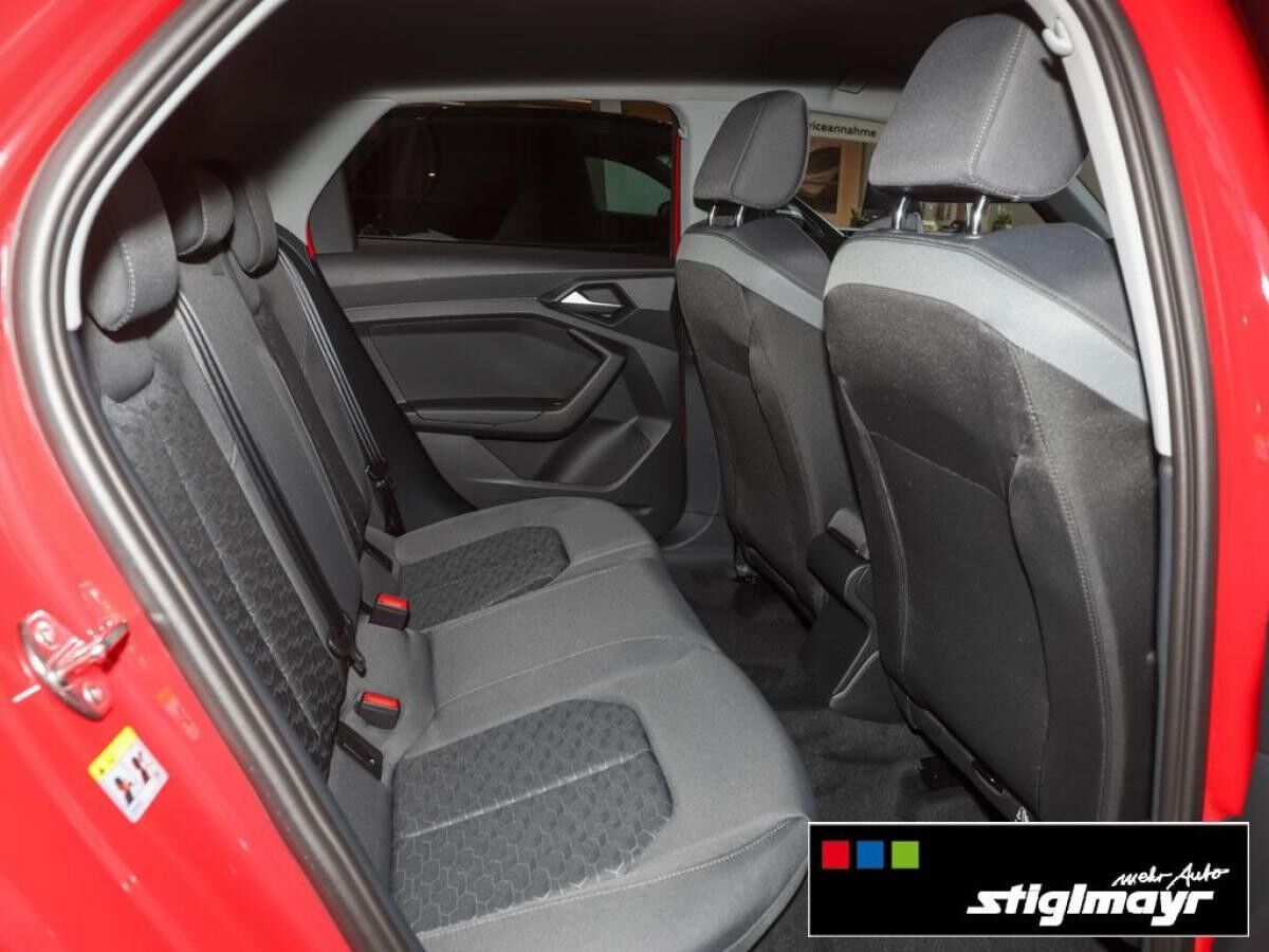 Audi A1 Sportback advanced 25 TFSI S tronic Navi 17`