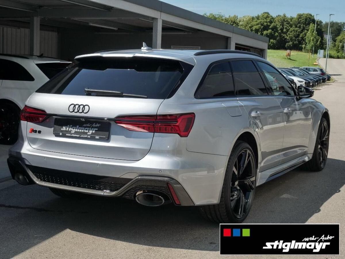 Audi RS6 Avant tiptronic Nachtradar
