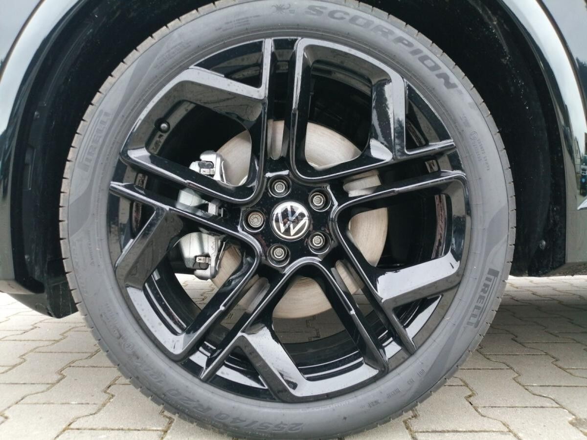 Volkswagen Tiguan R-Line 2.0 TDI DSG/ Pano, AHK, 360°Kamera