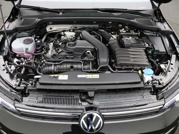 Volkswagen Golf VIII Style 1.5 eTSI DSG/ AHK, ACC, 360°Kamer