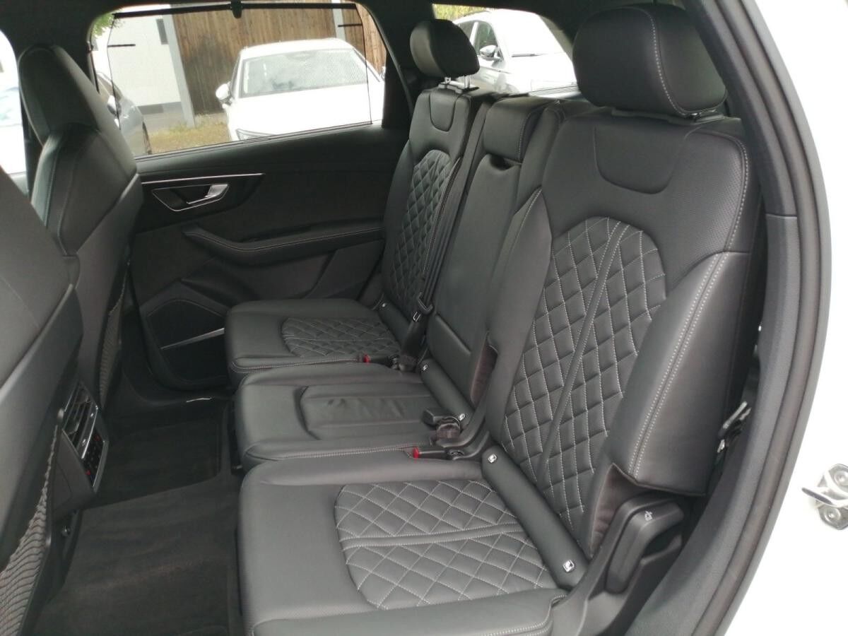 Audi SQ7 Matrix-Laser Pano, B&O Fahrw Adv SportsPl