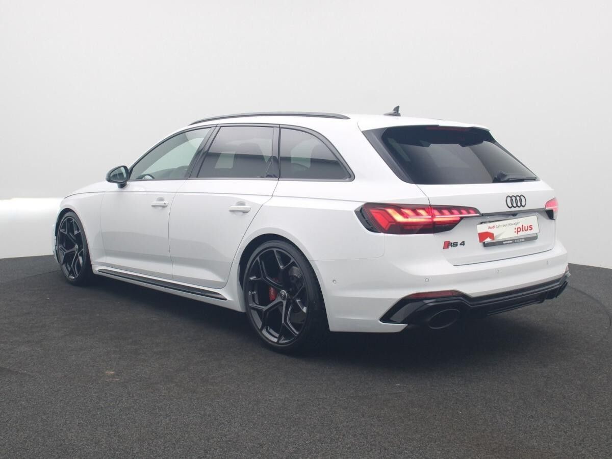 Audi RS4 RS 4 Avant quattro/ RSCompetition+, Vmax290, AHK