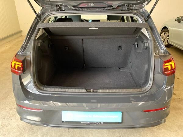 Volkswagen Golf VIII 1.5 TSI *PDC*APP*GRA*SHZ*LED