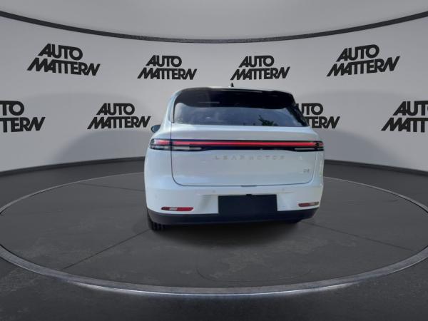 Leapmotor C10 REEV Klimaaut.|ACC|Kamera|PDC|LED|Pano|SHZ