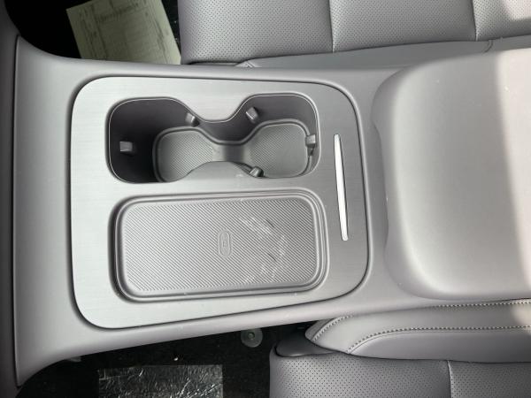 Leapmotor C10 REEV Klimaaut.|ACC|Kamera|PDC|LED|Pano|SHZ