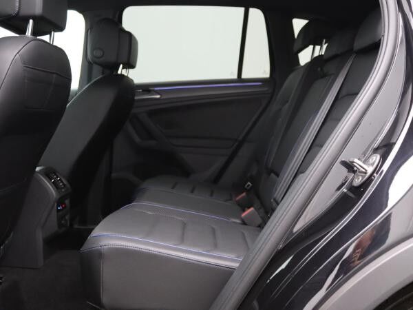 Volkswagen Tiguan R 2.0 TSI 4M DSG / IQ.Drive, Matrix, 360°
