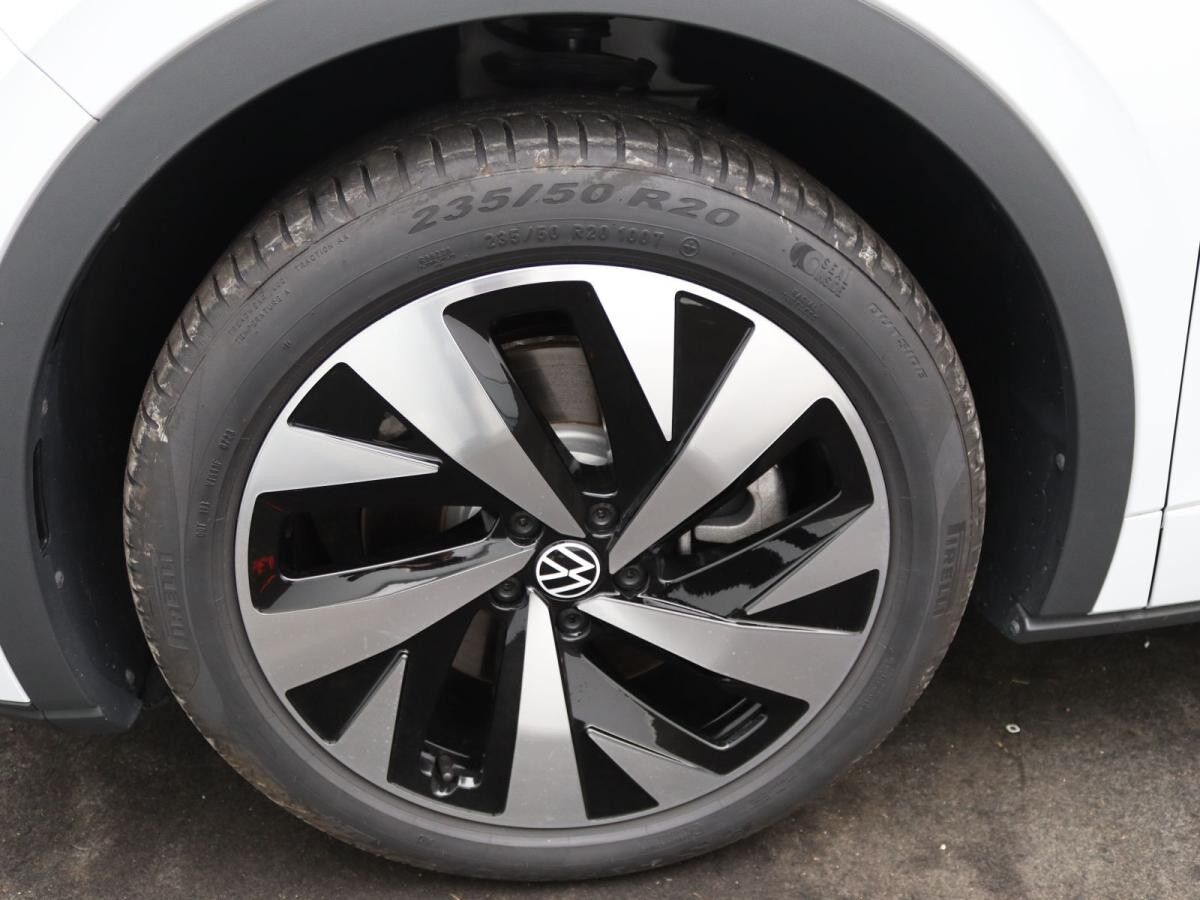 Volkswagen ID.5 Pro Performance / Navi, Matrix, 360°, AHK