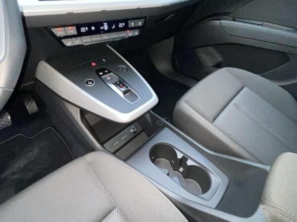 Audi Q4 e-tron Q4 40 e-tron LED Navi PDC+ Standklima